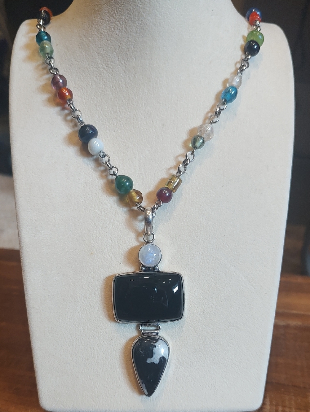 Black Onyx And Rainbow Moonstone Pendant With 20 Inch Silver Beaded Chain